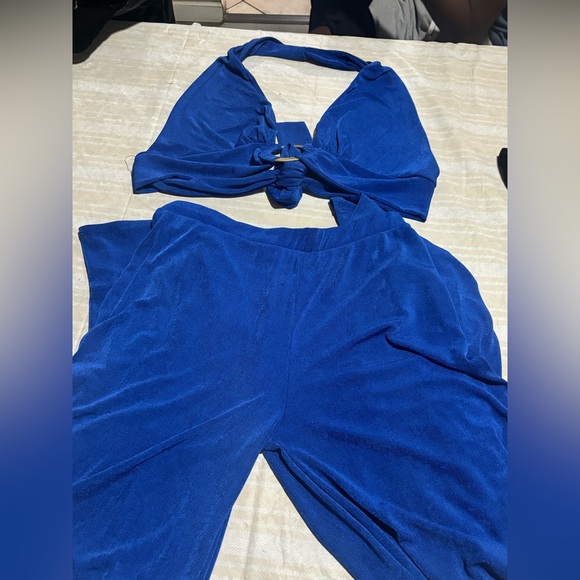 Fashion‎ Nova Royal Blue Flowing Pant set - Picture 3 of 3